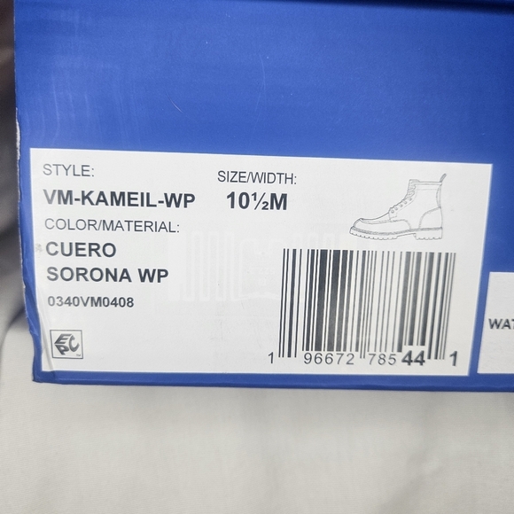 Vince Camuto Kameil Waterproof Leather Boot NWT Sz 10.5 Retail $189 Sold Out! - Picture 14 of 14